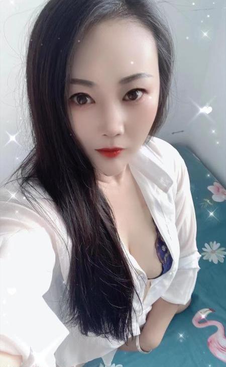 南京丰乳肥臀少妇